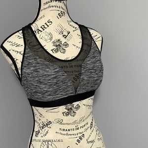 La Senza - Sports Bra - M - mesh detail